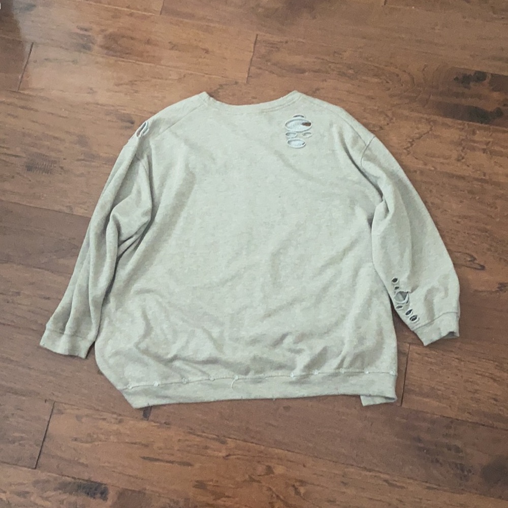 sweater - Picture 2 of 2